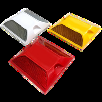 Imagen ilustrativa de Tope de estacionamiento Amarillo - Fibra plastica -  50 x 10 x 9,5 cm