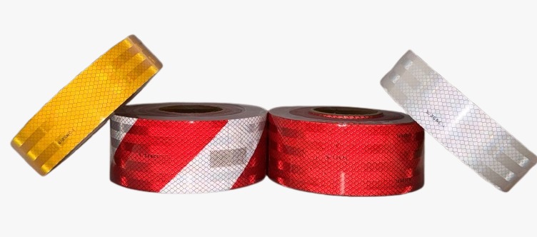 Imagen ilustrativa de Banda Perimetral Reflectiva Amarilla 5cm x 45,7Mts