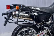 Imagen ilustrativa de SOPORTES LATERALES PBI SUZUKI DR 650 2024/2025 S/P