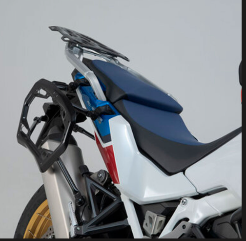 Imagen ilustrativa de BASE PORTA BAUL TRAS.HONDA 1100 CRF AFRICA TWIN 2020 ALUMINIO 5mm C/REFUERZO