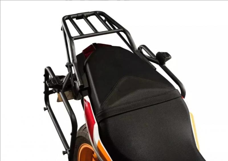 Imagen ilustrativa de PORTA EQUIPAJE TRASERO PBI HONDA 190 CB PINT.
